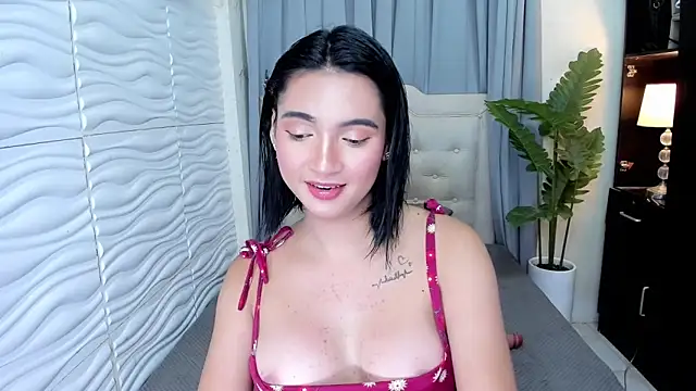 Snapshot of Patricia_Anderson chatting on 10-15-25, 04:45 Patricia Anderson online show from 10-15-25, 04:45