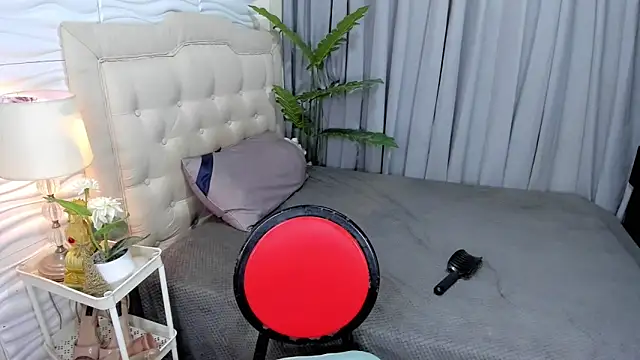 Snapshot of Patricia_Anderson chatting on 11-13-25, 06:01 Patricia Anderson online show from 11-13-25, 06:01