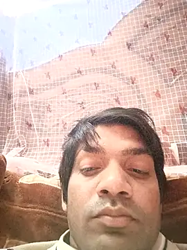 Snapshot of Sonukumar202000 chatting on 12-19-25, 05:09 Sonukumar202000 online show from 12-19-25, 05:09