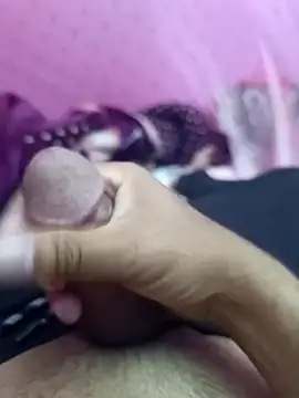 Snapshot of Sonukumar202000 chatting on 03-08-26, 10:46 Sonukumar202000 online show from 03-08-26, 10:46