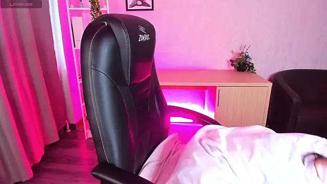 Alis Platt online show from 09-22-25, 03:30