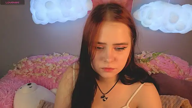 Alis Platt online show from 04-23-26, 01:07