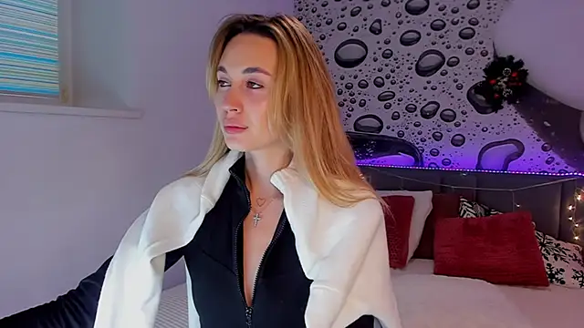 Snapshot of AlexaWilds chatting on 01-11-26, 01:27 AlexaWilds online show from 01-11-26, 01:27