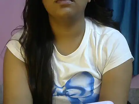 Queenxxx98 online show from 10-15-25, 07:14