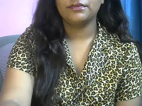 Queenxxx98 online show from 05-02-26, 06:46