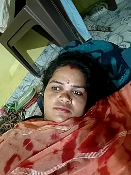Snapshot of Rashi_cut chatting on 09-13-25, 10:42 Rashi cut online show from 09-13-25, 10:42