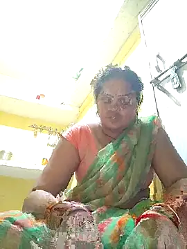 Snapshot of Rashi_cut chatting on 10-09-25, 02:26 Rashi cut online show from 10-09-25, 02:26
