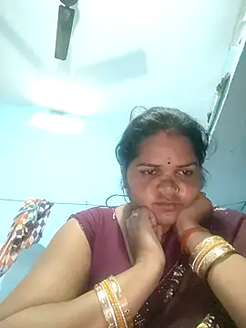 Snapshot of Rashi_cut chatting on 10-27-25, 07:12 Rashi cut online show from 10-27-25, 07:12
