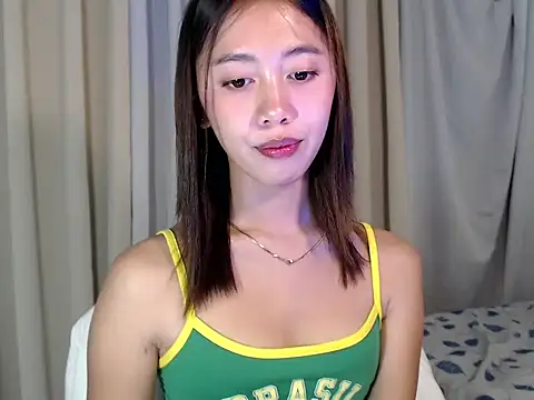 lovely kiannaHugecock online show from 09-13-25, 08:36