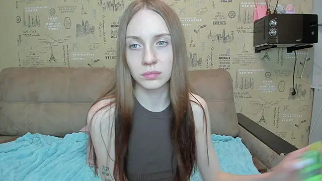 Snapshot of Kelly_Gerzikaa chatting on 11-02-25, 06:49 Kelly Gerzikaa online show from 11-02-25, 06:49