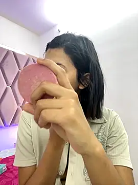 MaskedGirl  online show from 10-04-25, 11:41