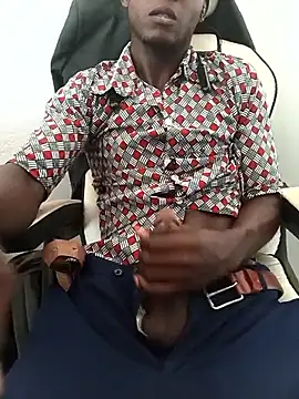 Snapshot of Biguyzi chatting on 03-12-26, 02:01 Biguyzi online show from 03-12-26, 02:01