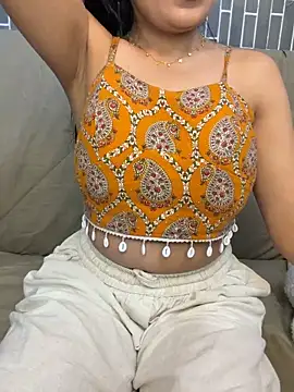 Riya-6969 online show from 05-20-26, 03:07