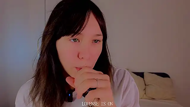 BritniBers online show from 11-27-25, 01:29