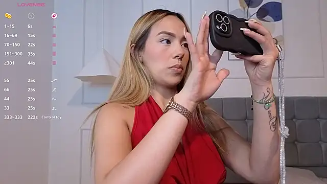 Snapshot of nikolevoshkie_ chatting on 02-19-26, 07:43 nikolevoshkie online show from 02-19-26, 07:43