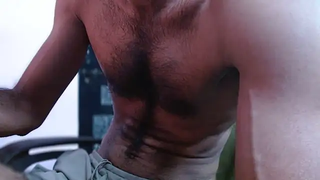 Snapshot of funndudd chatting on 11-01-25, 03:47 funndudd online show from 11-01-25, 03:47