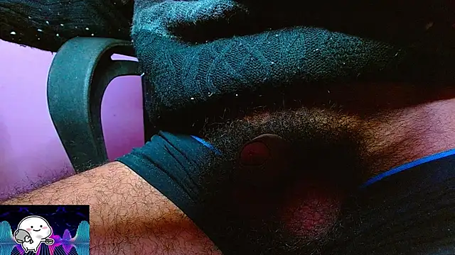 Snapshot of funndudd chatting on 11-18-25, 06:23 funndudd online show from 11-18-25, 06:23