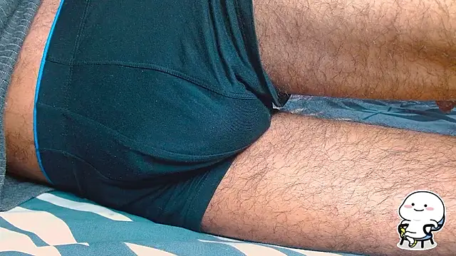 Snapshot of funndudd chatting on 02-10-26, 04:33 funndudd online show from 02-10-26, 04:33