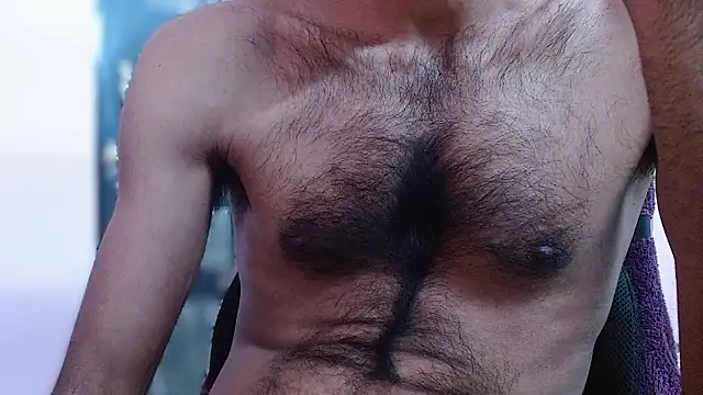 Snapshot of funndudd chatting on 03-02-26, 11:06 funndudd online show from 03-02-26, 11:06