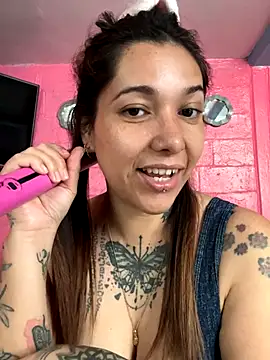Snapshot of emperatrixsex chatting on 09-22-25, 03:14 emperatrixsex online show from 09-22-25, 03:14