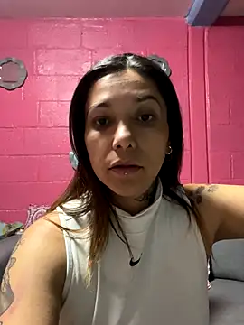 Snapshot of emperatrixsex chatting on 11-13-25, 02:43 emperatrixsex online show from 11-13-25, 02:43