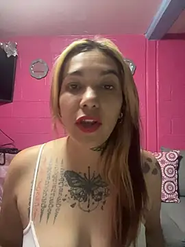 Snapshot of emperatrixsex chatting on 07-25-26, 03:04 emperatrixsex online show from 07-25-26, 03:04