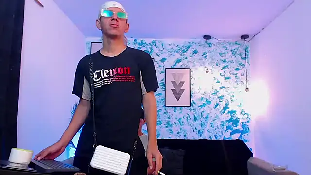 Marcus and Tony online show from 09-21-25, 08:10