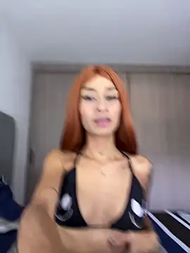 Snapshot of SunshineLizzy chatting on 10-02-25, 08:38 SunshineLizzy online show from 10-02-25, 08:38