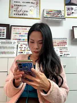 Snapshot of Baby-mmm chatting on 01-12-26, 06:07 Baby-mmm online show from 01-12-26, 06:07