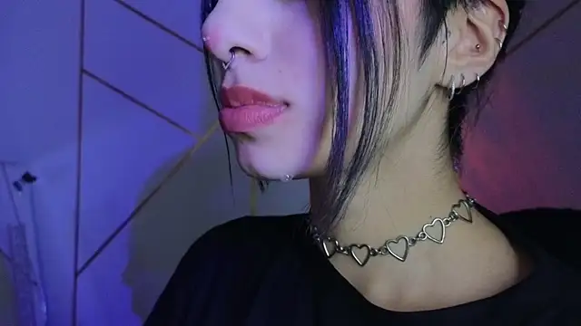 Hollyxx  online show from 10-17-25, 11:35