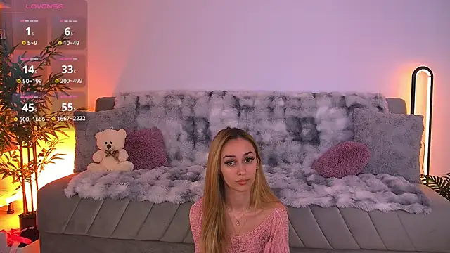 AmyKent  online show from 06-06-26, 02:55