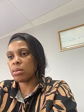 Snapshot of 031bubbles chatting on 03-11-26, 06:30 031bubbles online show from 03-11-26, 06:30