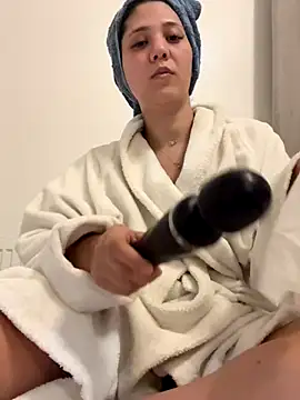 PrincessYYara online show from 10-05-25, 05:11