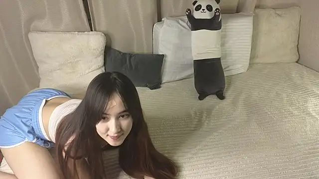 SakuraVelvet online show from 09-17-25, 03:35