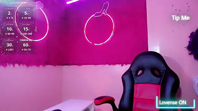 Madiso Santiel online show from 09-10-25, 07:25