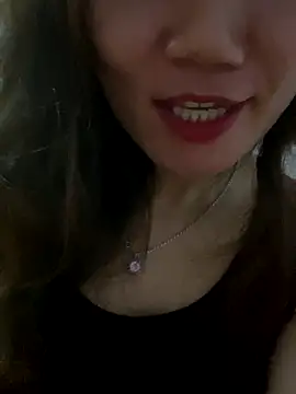 Snapshot of Pyy07 chatting on 11-08-25, 01:17 Pyy07 online show from 11-08-25, 01:17