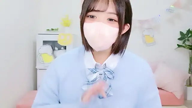 Snapshot of Hinata_Sun chatting on 09-28-25, 09:36 Hinata Sun online show from 09-28-25, 09:36