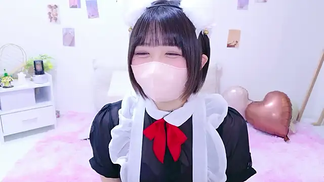 Hinata Sun online show from 02-22-26, 02:15