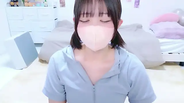 Hinata Sun online show from 07-28-26, 08:34