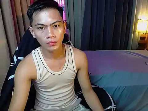 Snapshot of alex_cummer chatting on 11-24-25, 05:34 alex cummer online show from 11-24-25, 05:34