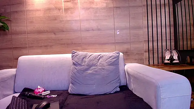 Snapshot of Susyhot_ chatting on 02-27-26, 03:28 Susyhot online show from 02-27-26, 03:28