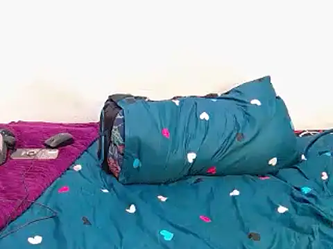 Snapshot of SlenderCaramelBabexx chatting on 09-21-25, 07:10 SlenderCaramelBabexx online show from 09-21-25, 07:10