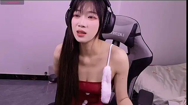 Snapshot of Linbaibai chatting on 05-30-26, 03:31 Linbaibai online show from 05-30-26, 03:31