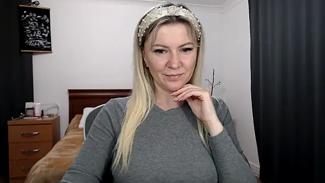 ParadiseAlina online show from 05-16-26, 07:56