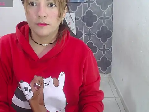 Snapshot of karamirror_ chatting on 11-25-25, 06:46 karamirror online show from 11-25-25, 06:46