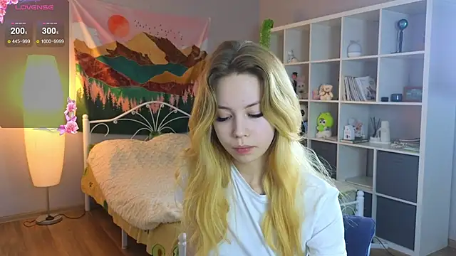 Snapshot of Wendy_Cutie chatting on 09-12-25, 05:02 Wendy Cutie online show from 09-12-25, 05:02