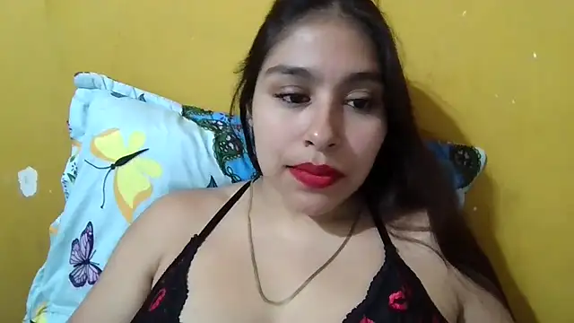 Snapshot of zairabreze chatting on 11-26-25, 03:46 zairabreze online show from 11-26-25, 03:46