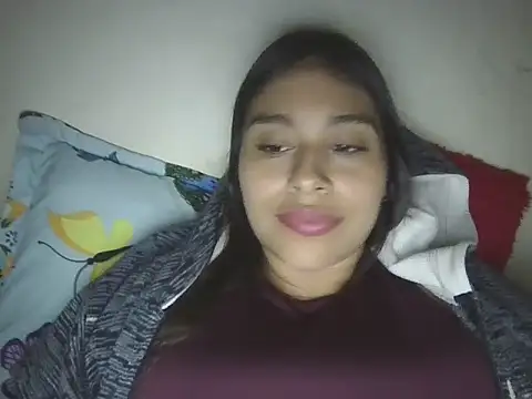 Snapshot of zairabreze chatting on 03-07-26, 03:14 zairabreze online show from 03-07-26, 03:14