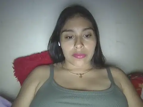 Snapshot of zairabreze chatting on 03-09-26, 11:09 zairabreze online show from 03-09-26, 11:09