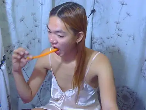 Snapshot of ursexy_prettytrans chatting on 10-22-25, 05:08 ursexy prettytrans online show from 10-22-25, 05:08